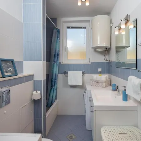 Puttilli - Two Bedroom With Balcony And Sea View Dubrovnik